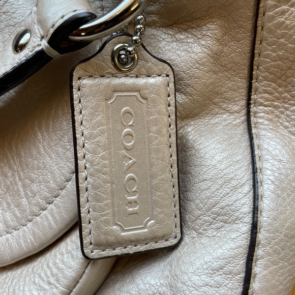 Coach Handbag - Picture 6 of 7